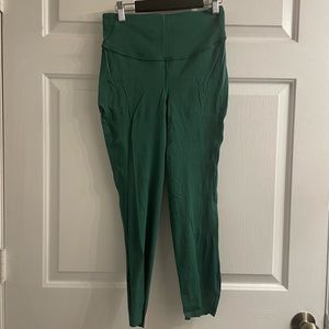Lululemon Cropped Base Pase Legging Size 6